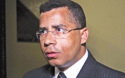 Acusado de sequestro, ex-deputado Pastor Fausto sai da prisão após 7 meses 