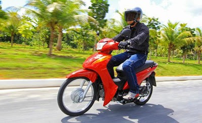 Ela está de volta: Honda relança Biz 100 a preço popular; Confira mudanças 