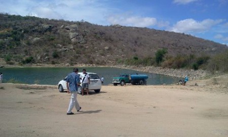 Claudio Chaves visita reservatórios em Pocinhos e busca Campus universitário para a Cidade.