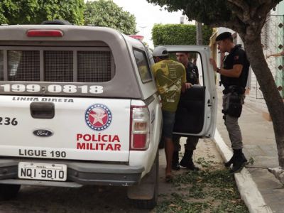 Pescador faz sua esposa de “Judas” na cidade de Cajazeiras, e acaba preso